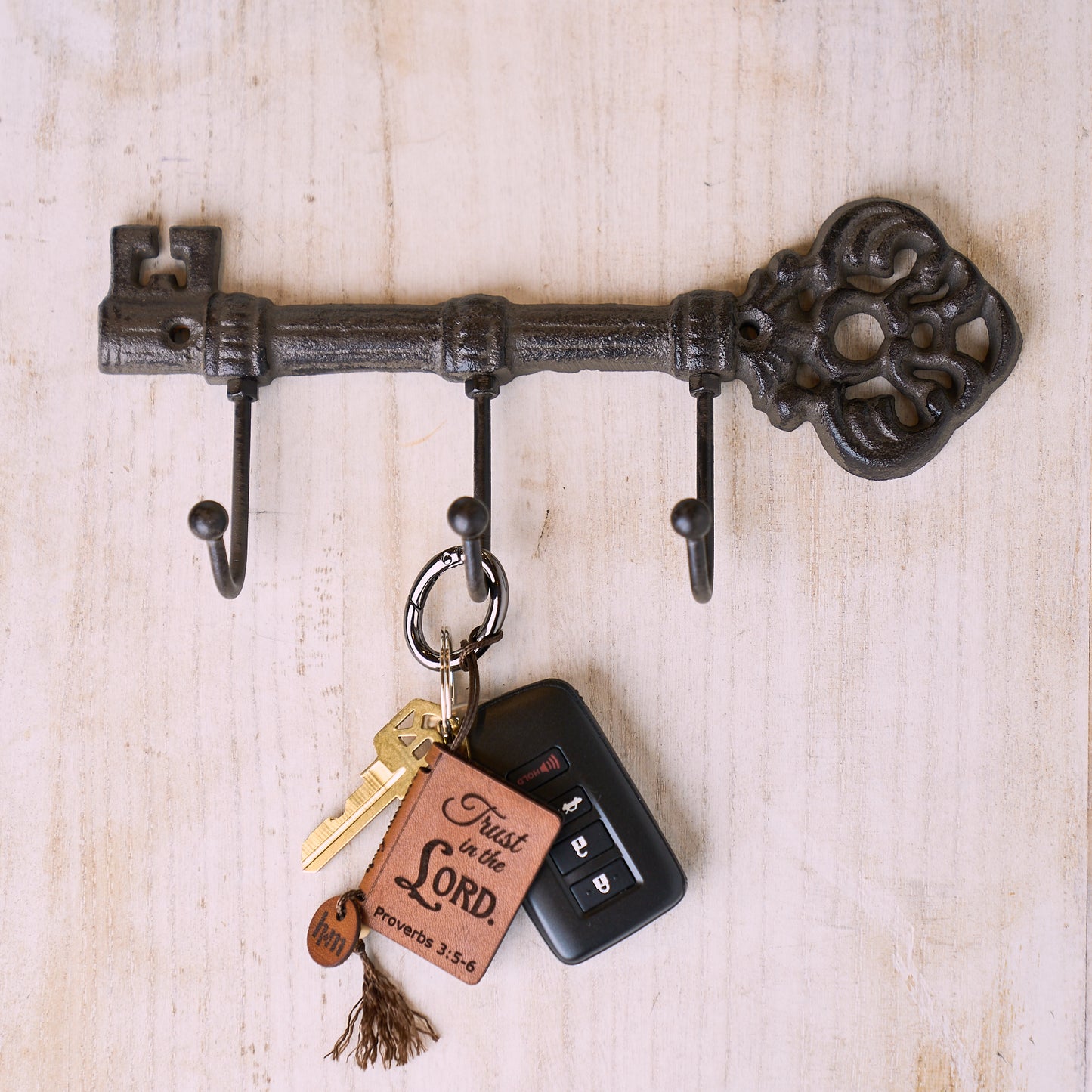 Holy Matters Leather Keepsake | Philippians 4:13